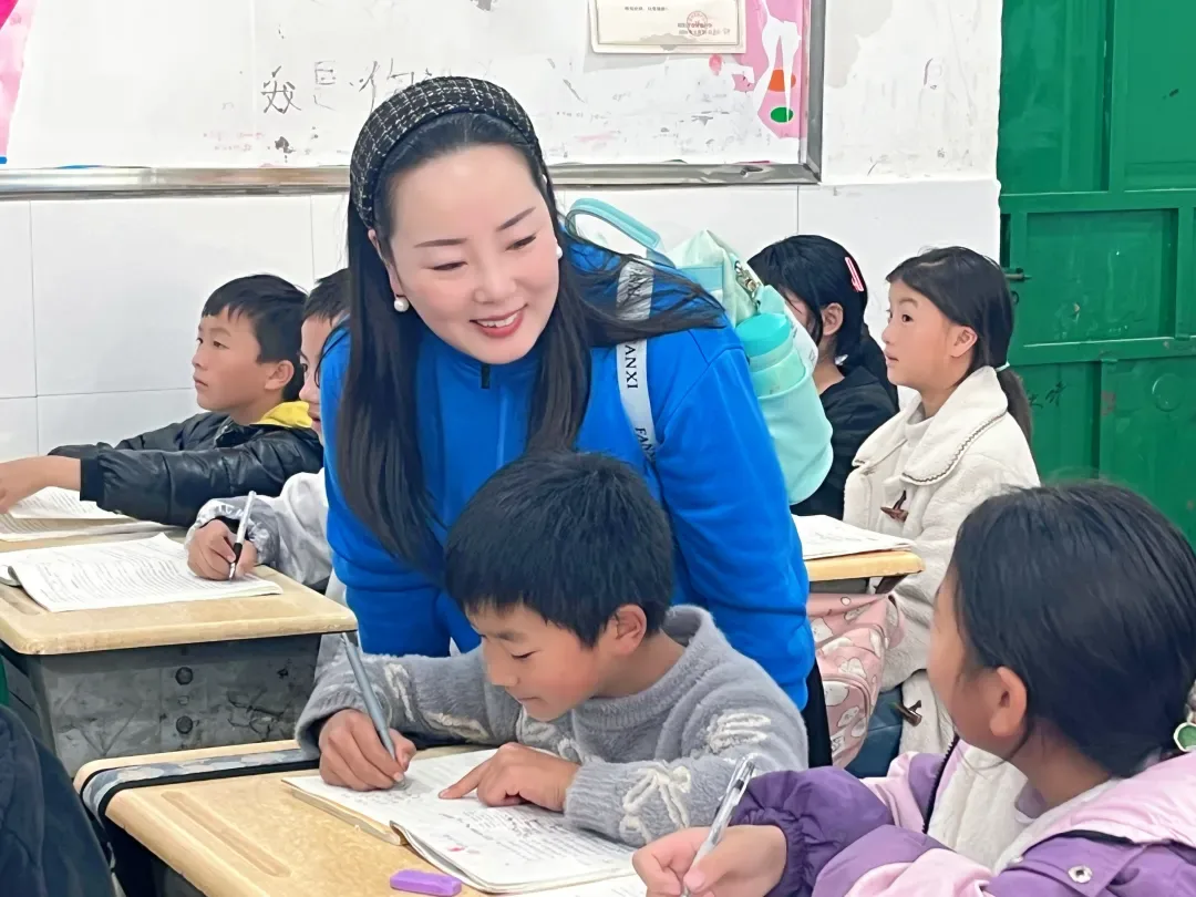 赶考公益行|走进云南昭通：公益帮扶照亮留守儿童教育之路